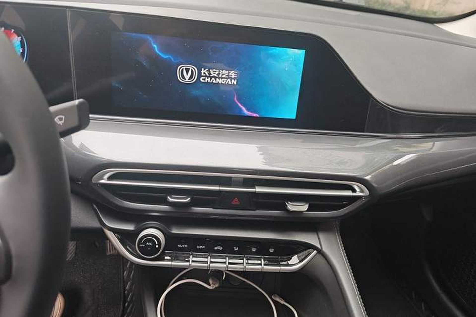 Used CHANGAN Eado 2020 PLUS 1.6L GDI Manual Luxury Model Audio And AC Panel