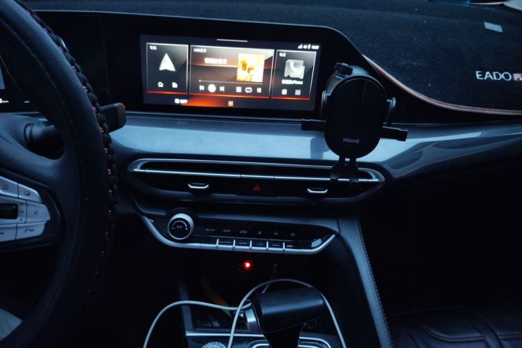 Used CHANGAN Eado 2020 PLUS Blue Whale NE 1.4T GDI DCT Prestige Model Audio And AC Panel