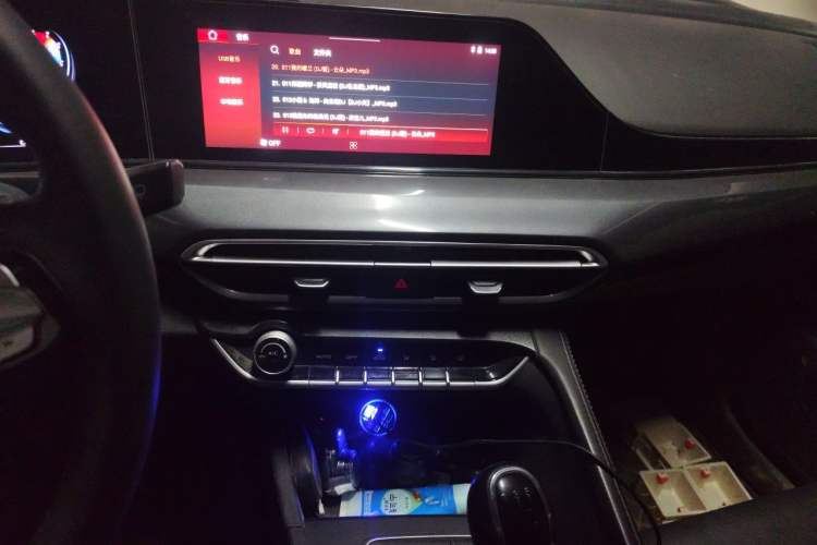 Used CHANGAN Eado 2020 PLUS 1.6L GDI Manual Luxury Model Audio And AC Panel
