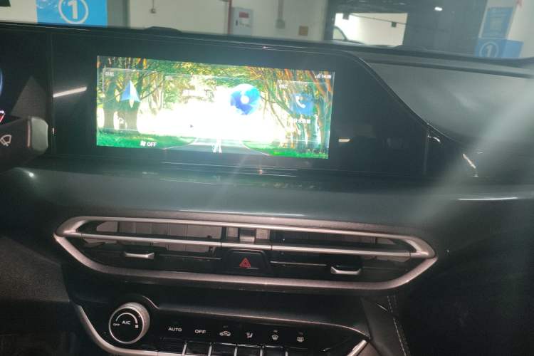 Used CHANGAN Eado 2020 PLUS Blue Whale NE 1.4T GDI DCT Prestige Model Audio And AC Panel
