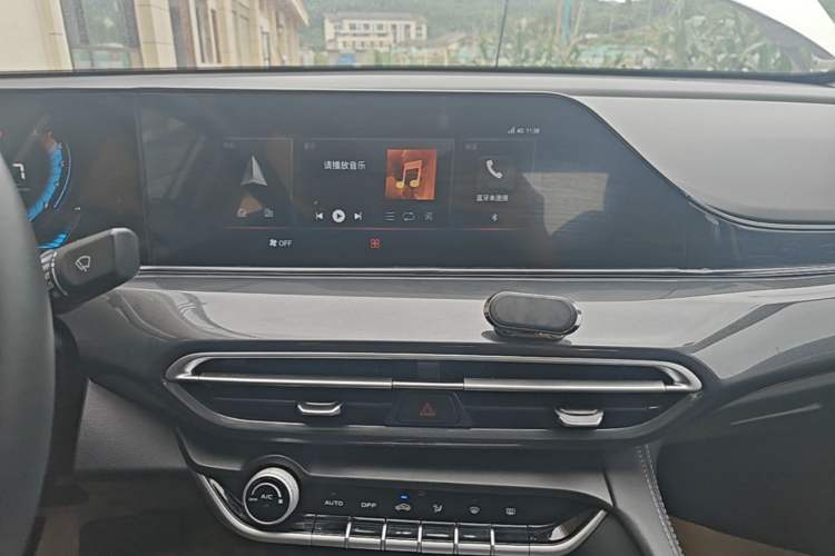 Used CHANGAN Eado 2020 PLUS Blue Whale NE 1.4T GDI DCT Prestige Model Audio And AC Panel