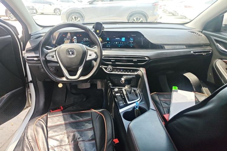 Used CHANGAN Eado 2020 PLUS Blue Whale NE 1.4T GDI DCT Flagship Model Center Console