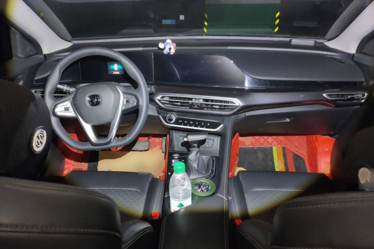 Used CHANGAN Eado 2020 PLUS 1.6L GDI Automatic Luxury Model Center Console