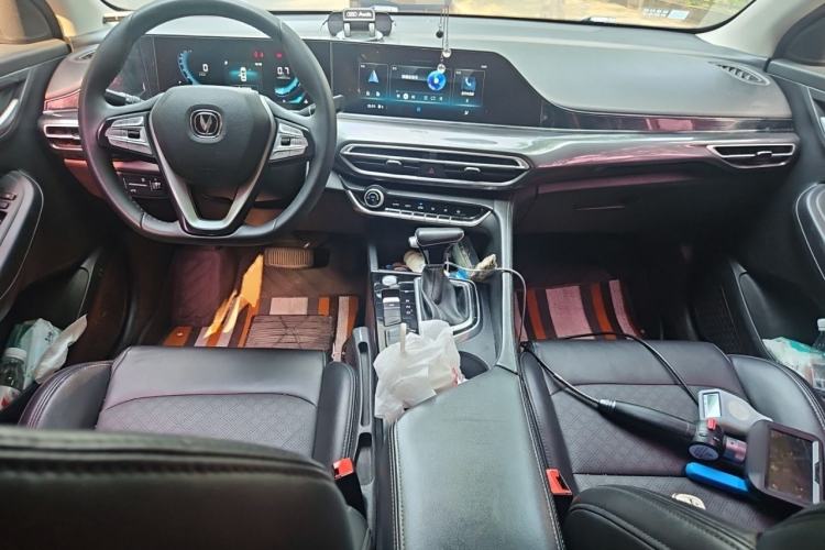 Used CHANGAN Eado 2020 PLUS 1.6L GDI Automatic Luxury Model Center Console
