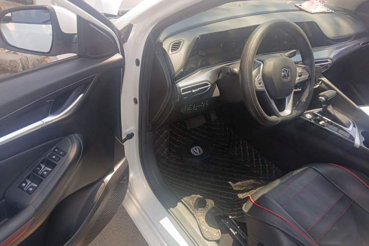 Used CHANGAN Eado 2020 PLUS Million Edition 1.6L GDI CVT Luxury Model Driver Seat