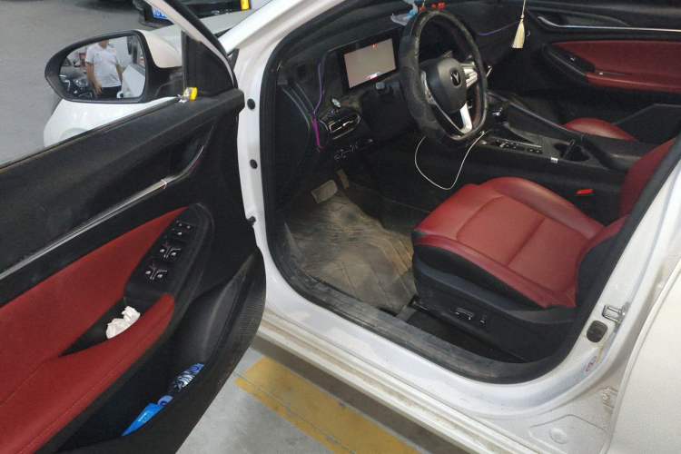 Used CHANGAN Eado 2020 PLUS Blue Whale NE 1.4T GDI DCT Flagship Model Driver Seat