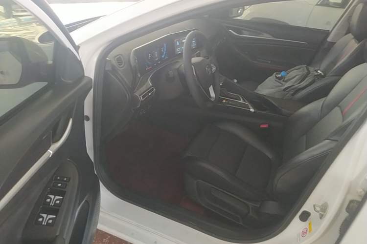 Used CHANGAN Eado 2020 PLUS Blue Whale NE 1.4T GDI DCT Prestige Model Driver Seat