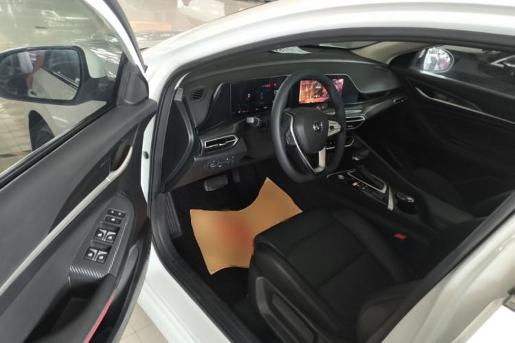 Used CHANGAN Eado 2020 PLUS Blue Whale NE 1.4T GDI DCT Prestige Model Driver Seat