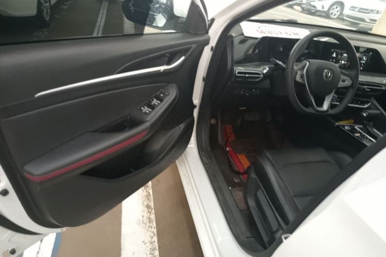 Used CHANGAN Eado 2020 PLUS Million Edition 1.6L GDI CVT Luxury Model Driver Seat