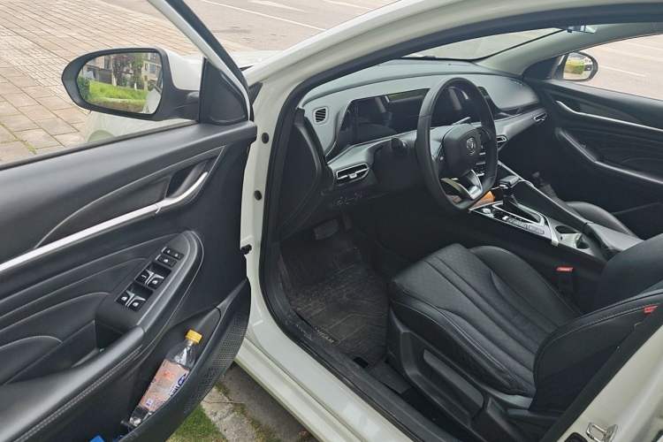 Used CHANGAN Eado 2020 PLUS Million Edition 1.6L GDI CVT Luxury Model Driver Seat