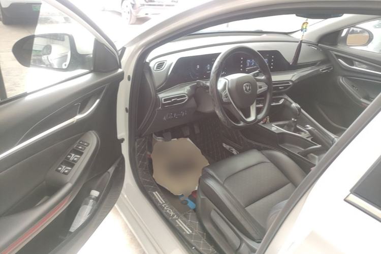Used CHANGAN Eado 2020 PLUS 1.6L GDI Manual Elite Model Driver Seat