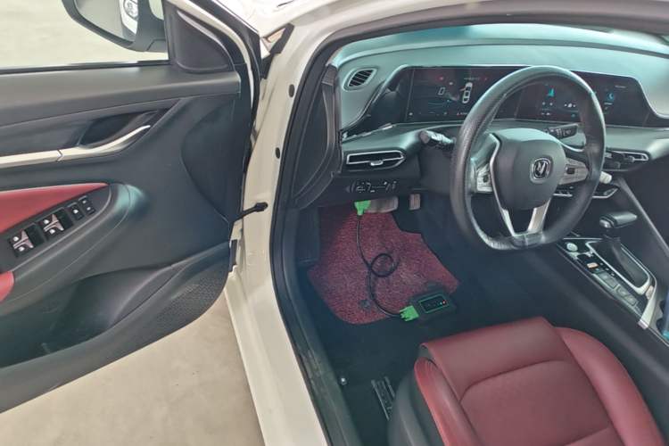 Used CHANGAN Eado 2020 PLUS Blue Whale NE 1.4T GDI DCT Flagship Model Driver Seat