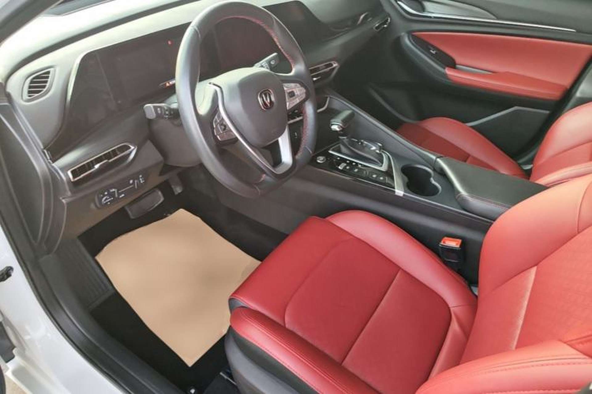 Used CHANGAN Eado 2020 PLUS Blue Whale NE 1.4T GDI DCT Flagship Model Driver Seat