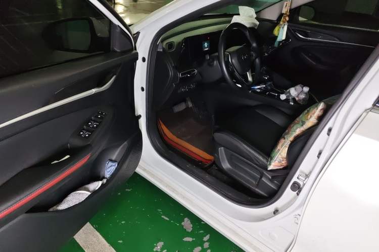 Used CHANGAN Eado 2020 PLUS Blue Whale NE 1.4T GDI DCT Prestige Model Driver Seat