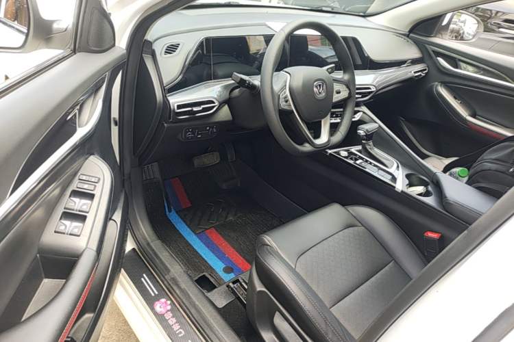Used CHANGAN Eado 2020 PLUS Million Edition 1.6L GDI CVT Luxury Model Driver Seat