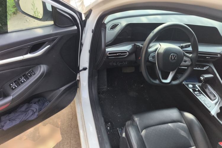 Used CHANGAN Eado 2020 PLUS 1.6L GDI Automatic Luxury Model Driver Seat