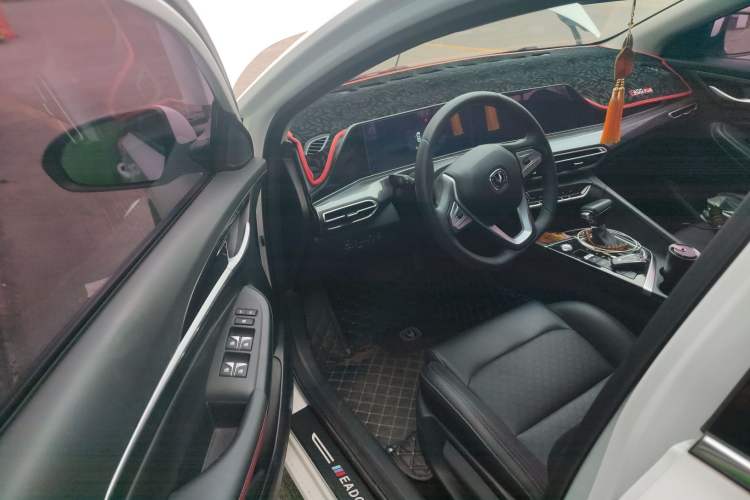 Used CHANGAN Eado 2020 PLUS Blue Whale NE 1.4T GDI DCT Prestige Model Driver Seat