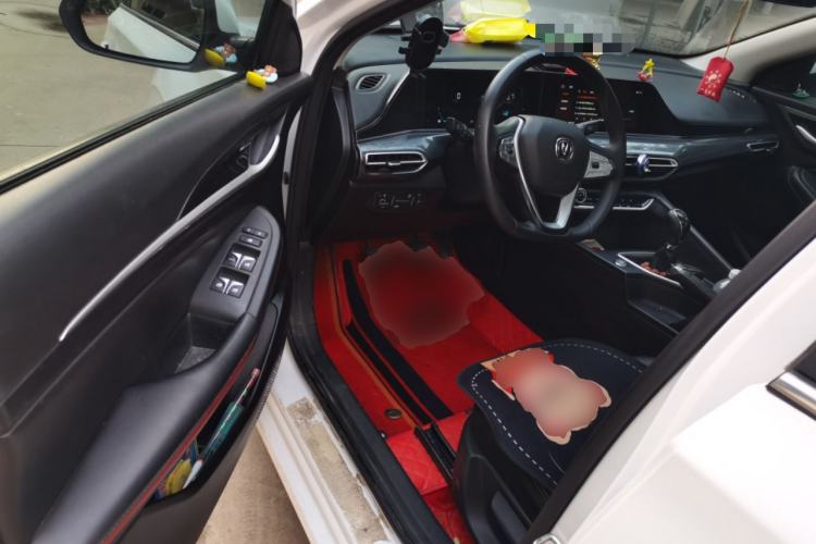 Used CHANGAN Eado 2020 PLUS 1.6L GDI Manual Luxury Model Driver Seat
