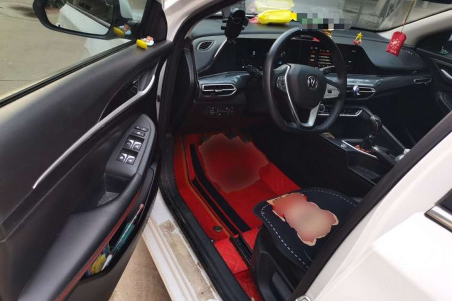 Used CHANGAN Eado 2020 PLUS 1.6L GDI Manual Luxury Model Driver Seat