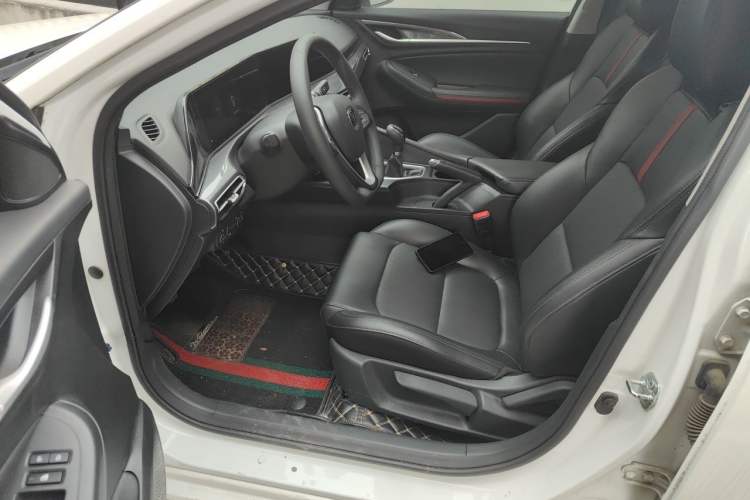 Used CHANGAN Eado 2020 PLUS 1.6L GDI Manual Luxury Model Driver Seat