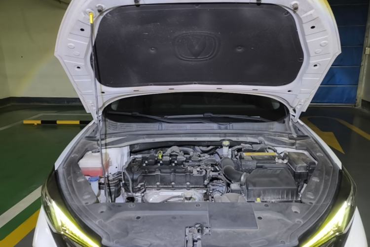 Used CHANGAN Eado 2020 PLUS 1.6L GDI Manual Elite Model Engine Bay