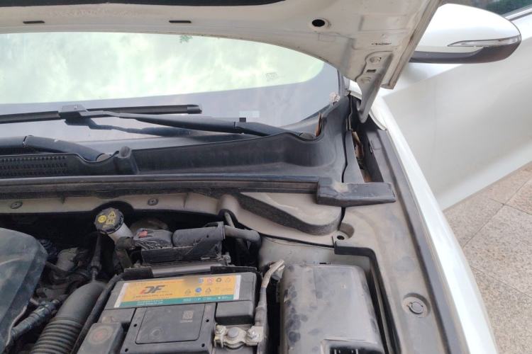 Used CHANGAN Eado 2020 PLUS 1.6L GDI Manual Luxury Model Engine Bay Left