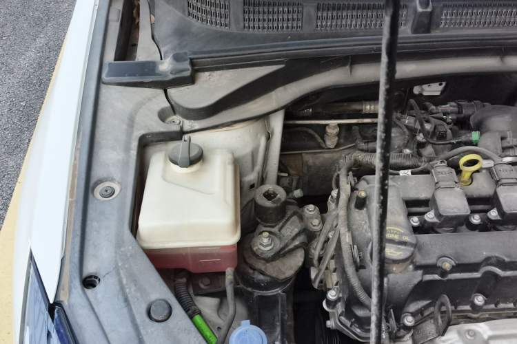 Used CHANGAN Eado 2020 PLUS Million Edition 1.6L GDI CVT Elite Model Engine Bay Right