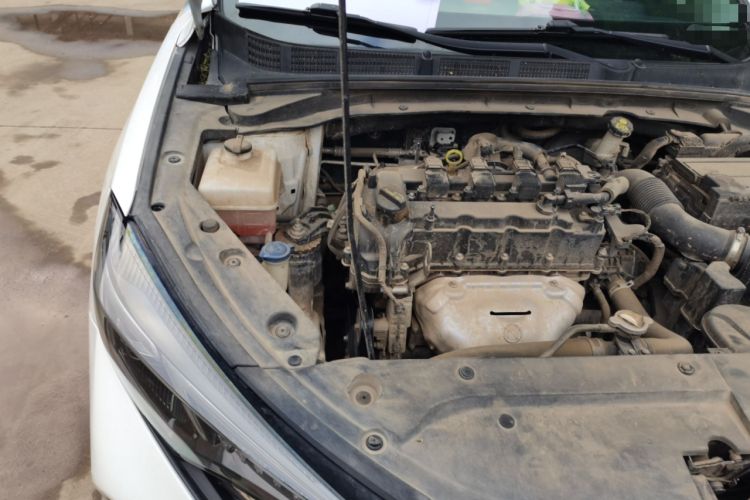 Used CHANGAN Eado 2020 PLUS 1.6L GDI Manual Luxury Model Engine Bay Right