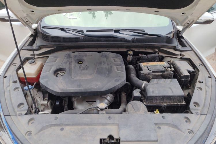Used CHANGAN Eado 2020 PLUS 1.6L GDI Manual Luxury Model Engine Bay