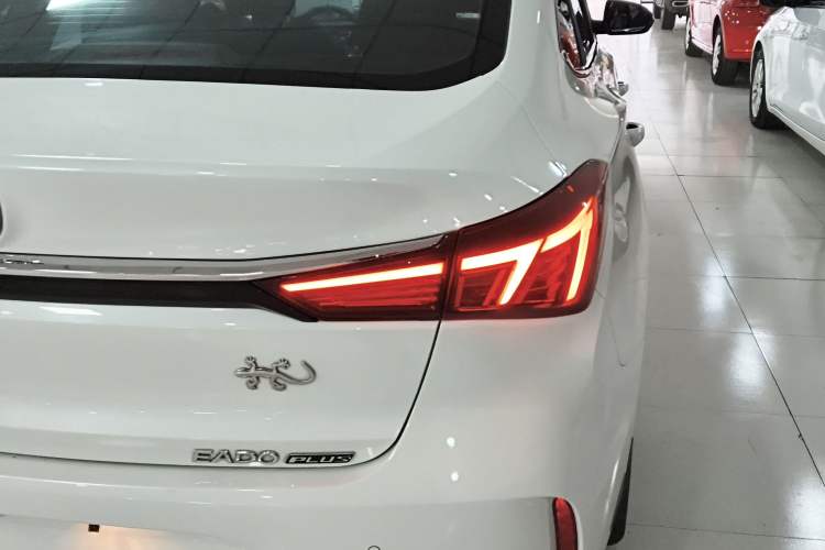 Used CHANGAN Eado 2020 PLUS 1.6L GDI Automatic Luxury Model Exterior 3