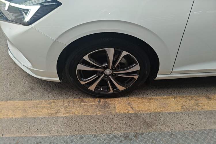 Used CHANGAN Eado 2020 PLUS Blue Whale NE 1.4T GDI DCT Flagship Model Exterior 4
