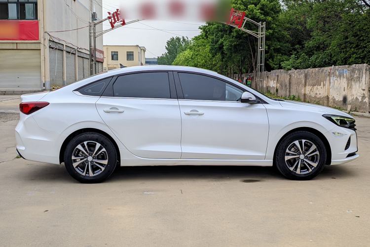 Used CHANGAN Eado 2020 PLUS 1.6L GDI Manual Luxury Model Exterior 4