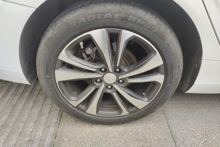 Used CHANGAN Eado 2020 PLUS Blue Whale NE 1.4T GDI DCT Flagship Model Exterior 5
