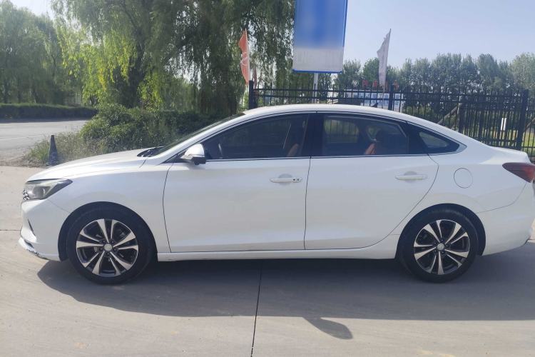 Used CHANGAN Eado 2020 PLUS Blue Whale NE 1.4T GDI DCT Flagship Model Exterior 6