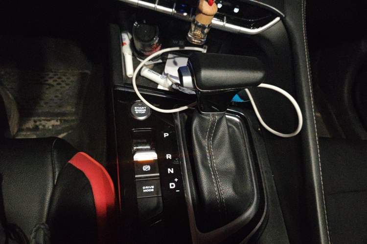 Used CHANGAN Eado 2020 PLUS Blue Whale NE 1.4T GDI DCT Prestige Model Gear Lever