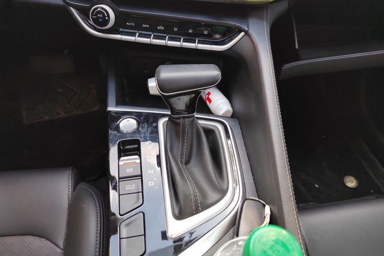Used CHANGAN Eado 2020 PLUS Blue Whale NE 1.4T GDI DCT Prestige Model Gear Lever