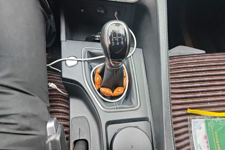 Used CHANGAN Eado 2020 PLUS 1.6L GDI Manual Luxury Model Gear Lever