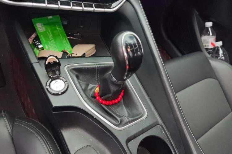 Used CHANGAN Eado 2020 PLUS 1.6L GDI Manual Luxury Model Gear Lever