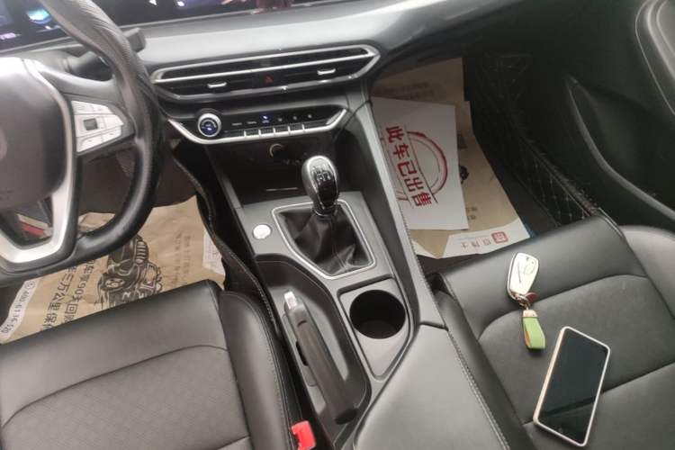 Used CHANGAN Eado 2020 PLUS 1.6L GDI Manual Elite Model Gear Lever
