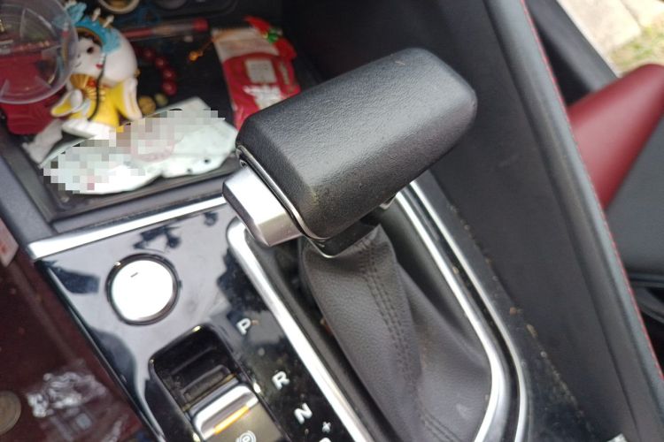 Used CHANGAN Eado 2020 PLUS Blue Whale NE 1.4T GDI DCT Flagship Model Gear Lever
