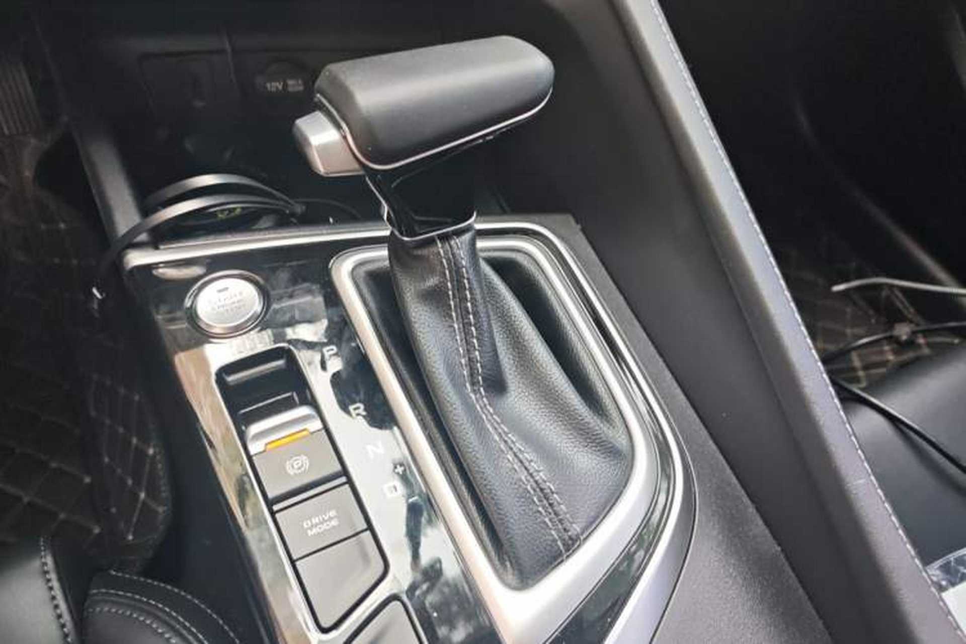 Used CHANGAN Eado 2020 PLUS Blue Whale NE 1.4T GDI DCT Prestige Model Gear Lever