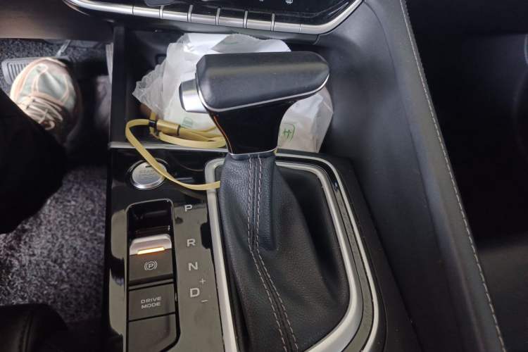 Used CHANGAN Eado 2020 PLUS Blue Whale NE 1.4T GDI DCT Prestige Model Gear Lever