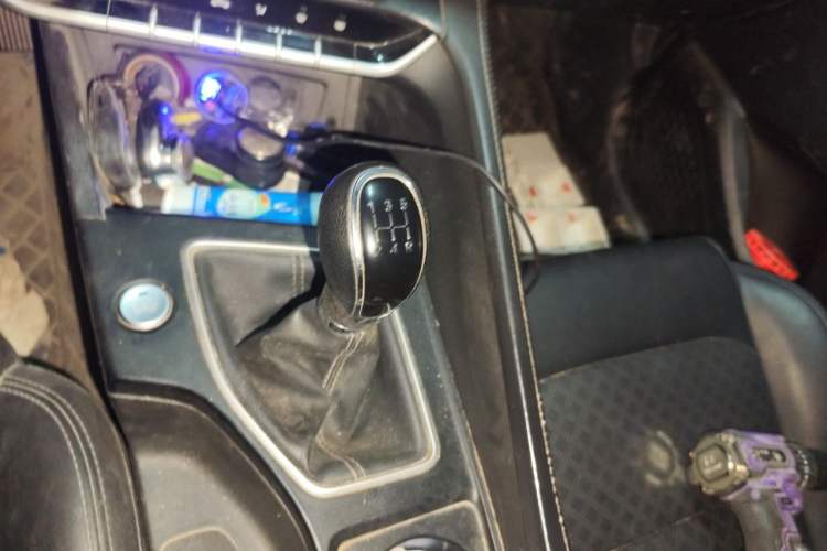 Used CHANGAN Eado 2020 PLUS 1.6L GDI Manual Luxury Model Gear Lever