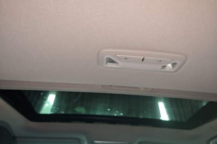 Used CHANGAN Eado 2020 PLUS Blue Whale NE 1.4T GDI DCT Prestige Model Headliner