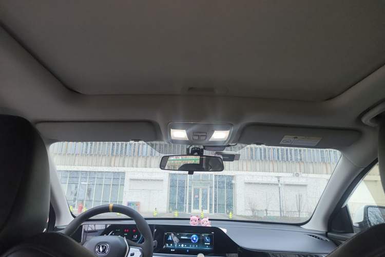 Used CHANGAN Eado 2020 PLUS 1.6L GDI Automatic Luxury Model Headliner