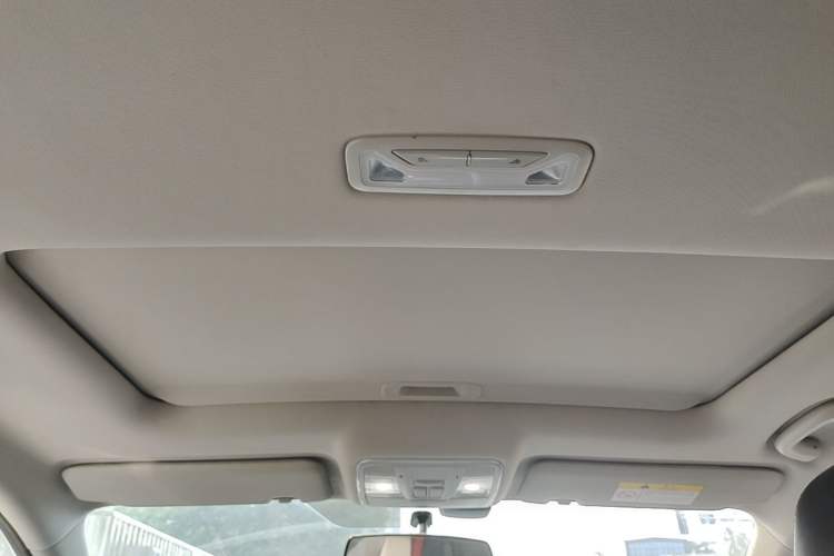 Used CHANGAN Eado 2020 PLUS 1.6L GDI Automatic Luxury Model Headliner