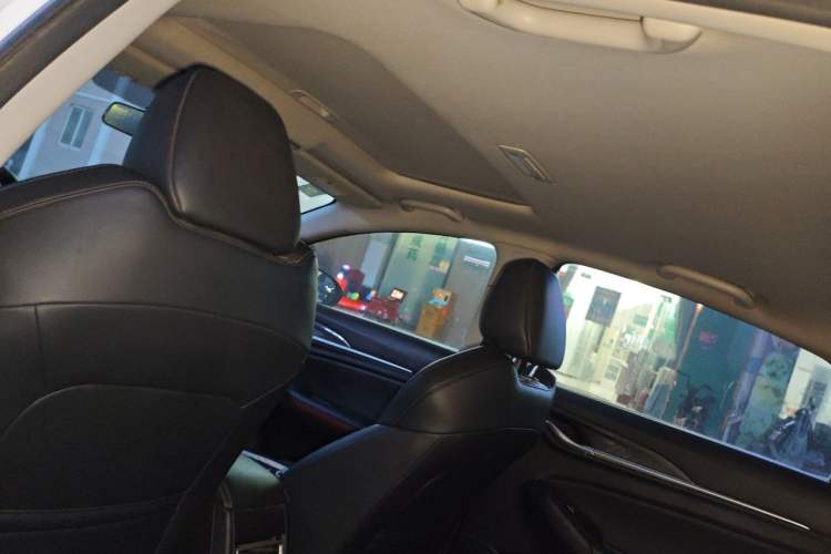 Used CHANGAN Eado 2020 PLUS Blue Whale NE 1.4T GDI DCT Prestige Model Headliner