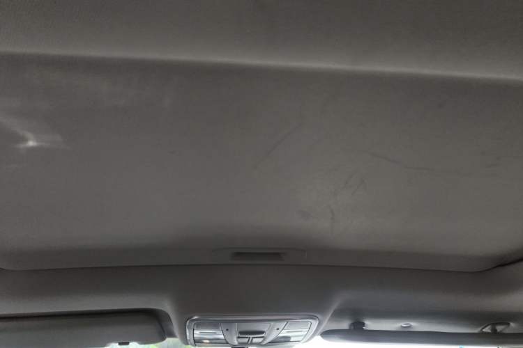 Used CHANGAN Eado 2020 PLUS 1.6L GDI Automatic Luxury Model Headliner