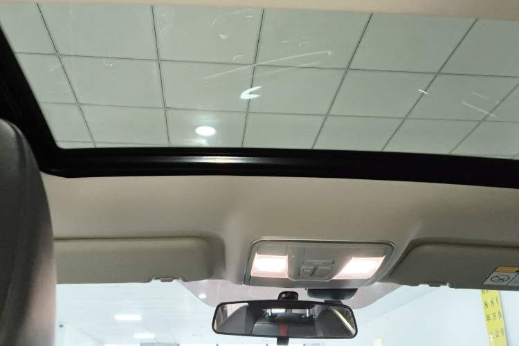 Used CHANGAN Eado 2020 PLUS 1.6L GDI Automatic Luxury Model Headliner
