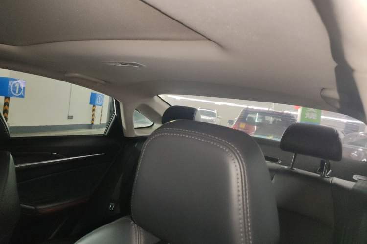 Used CHANGAN Eado 2020 PLUS Blue Whale NE 1.4T GDI DCT Prestige Model Headliner